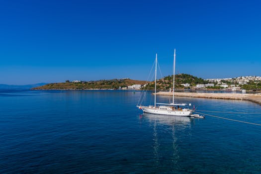 Luxury Stays With Unlimited Yacht Access